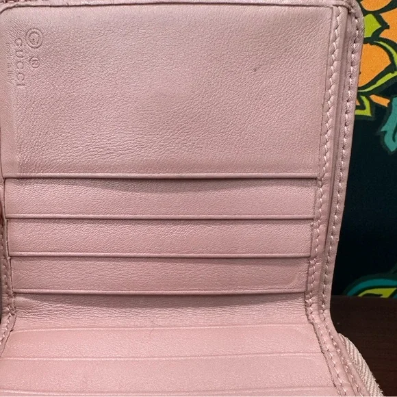 Gucci Guccissima Compact Zip Wallet – Black & Pink - Picture 6 of 9